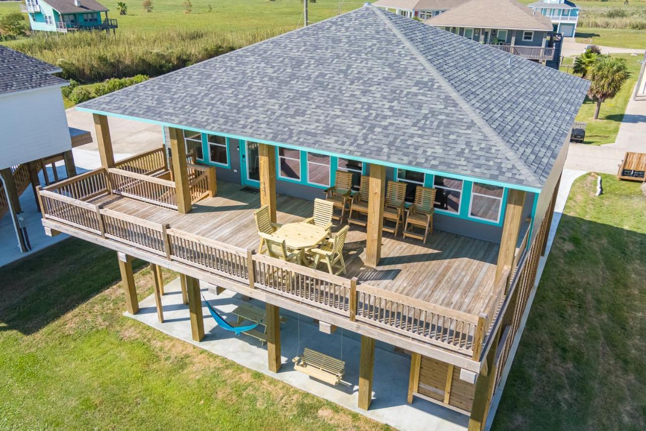 Stylish 4Br Crystal Beach Retreat Walk To Beach Bolivar Peninsula 외부 사진