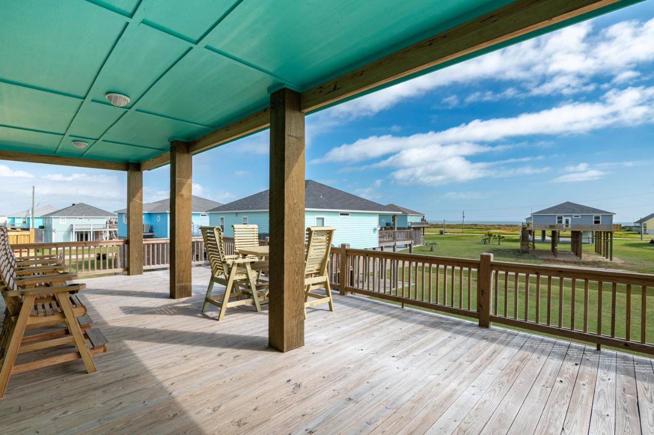 Stylish 4Br Crystal Beach Retreat Walk To Beach Bolivar Peninsula 외부 사진